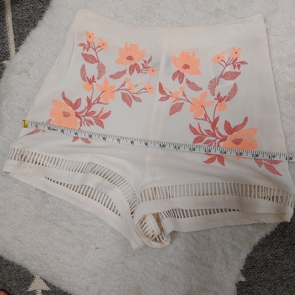 H&m floral short size 4 - Picture 7 of 14